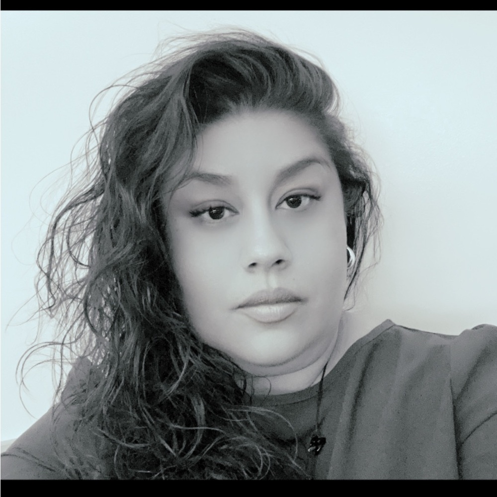 Meet your Posher, Jasmine